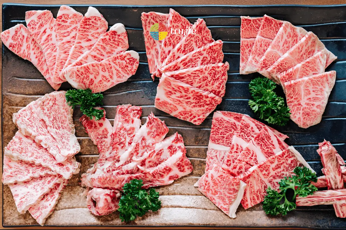 Cach nhan biet thit bo wagyu dat tieu chuan